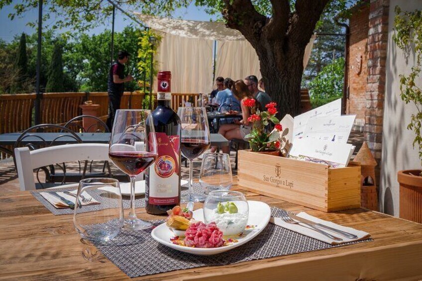 Premium Wines and Typical Tuscan Products Tasting