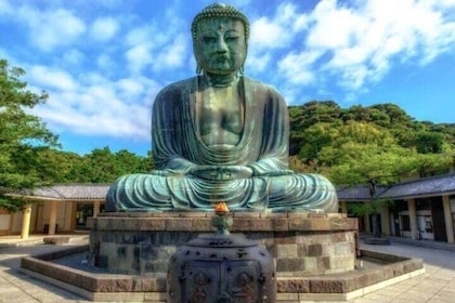 Kamakura tour Great Buddha ,Enoshima with Pro Guide & Driver