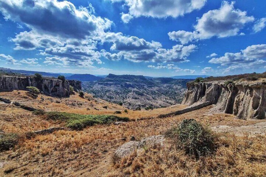 Ittiri: Hiking on the ridges of Mount Torru