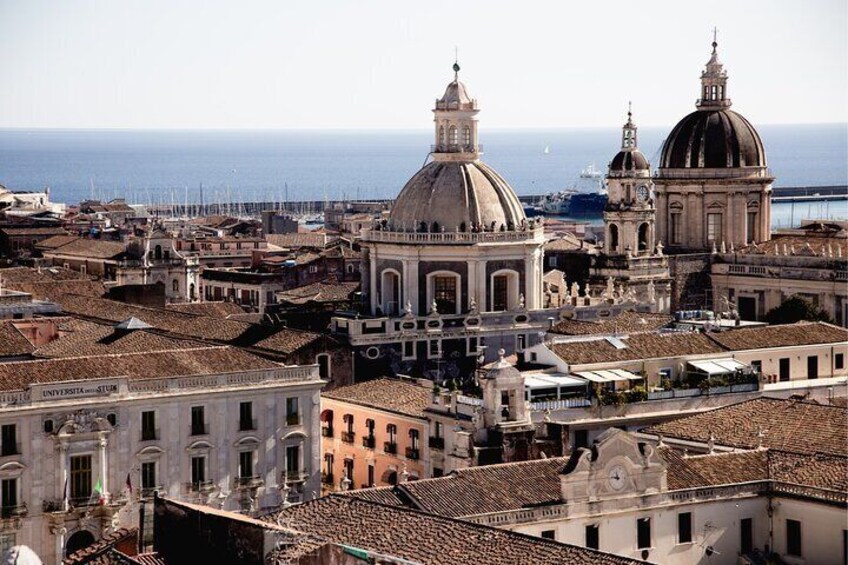 Catania Scavenger Hunt and Highlights Self Guided Tour