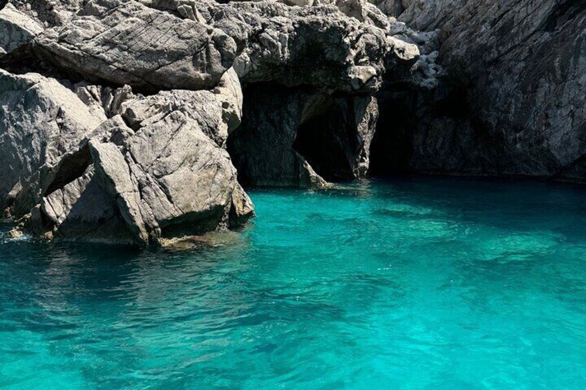 Capri Positano and Amalfi Ischia Private Boat Tour from Sorrento