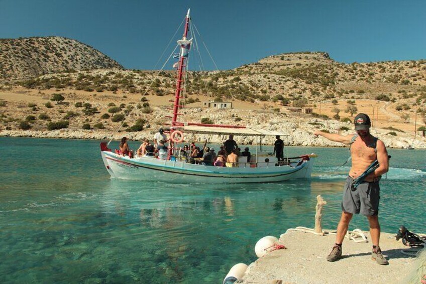 Naxos Private Boat Trip from Panermos to Rina's Cave