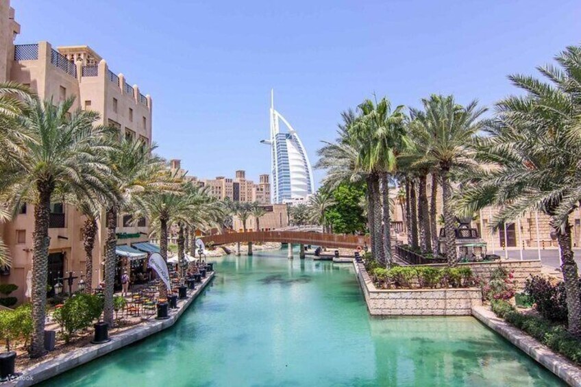 Dubai: Private City Tour in a Premium SUV with Driver Guide