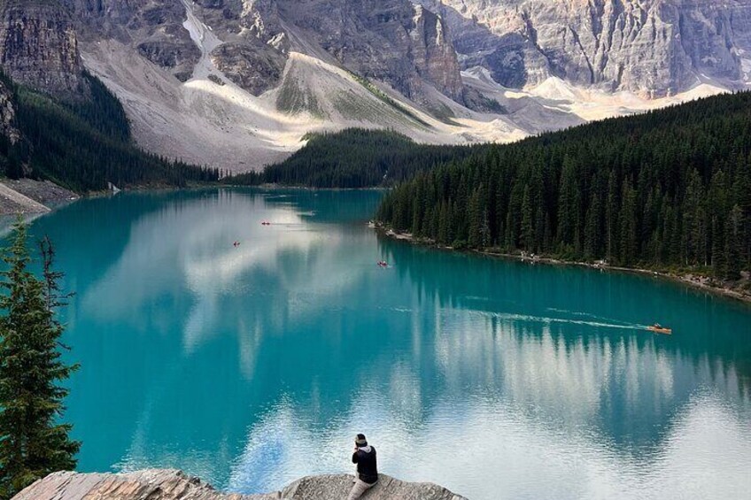 Lake Louise, Moraine Lake, Emerald Lake and Johnston Canyon Tour