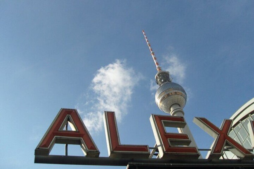 Berlin Wall and Highlights E Bike Tour in Berlin