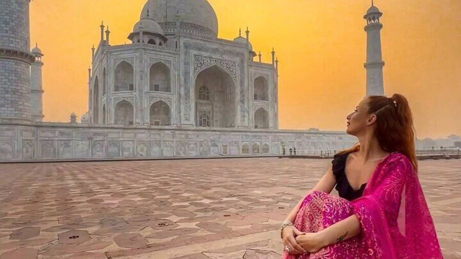 Trip From Delhi a Taj Mahal Sunrise & Agra Day Tour by Car