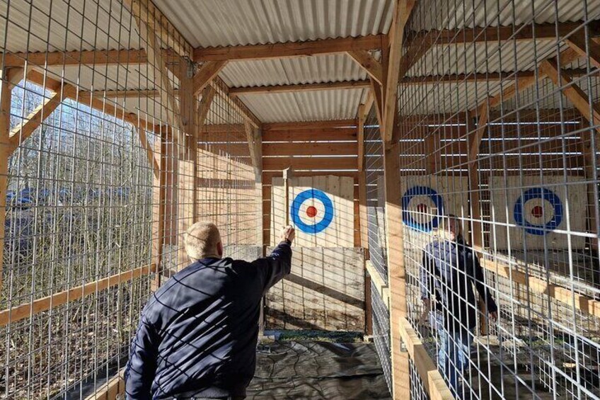 Axe Throwing in Amsterdam – The Ultimate Thrill at UP Events!