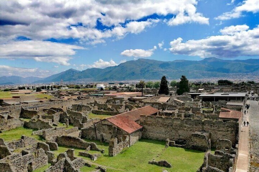 Pompeii from Naples Smart Audio Guide with Instructions 
