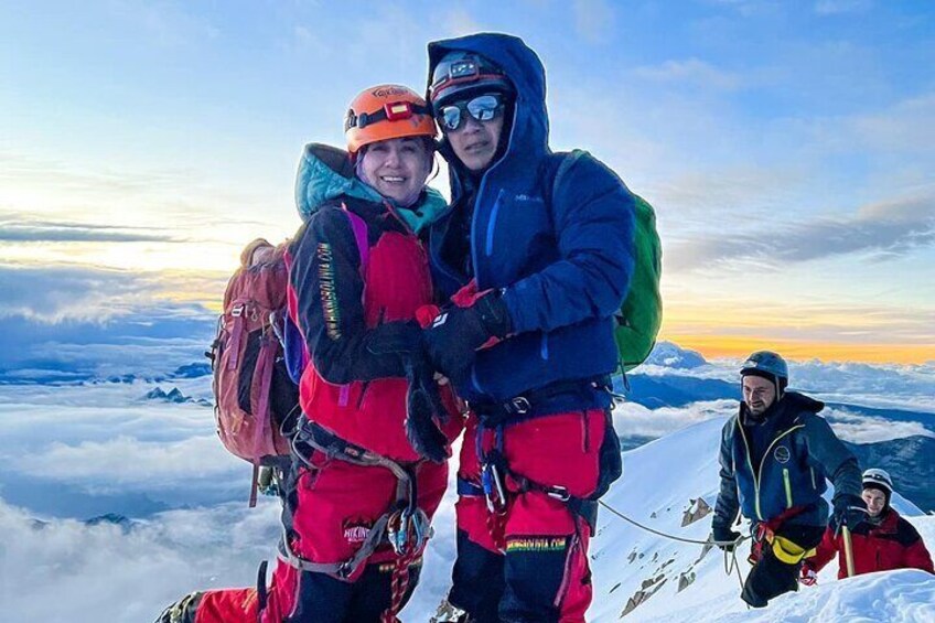 2 Days Shared Mountain Adventure in Huayna Potosi