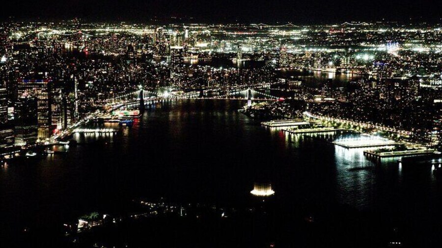 New York City Private Tour by Plane at Night