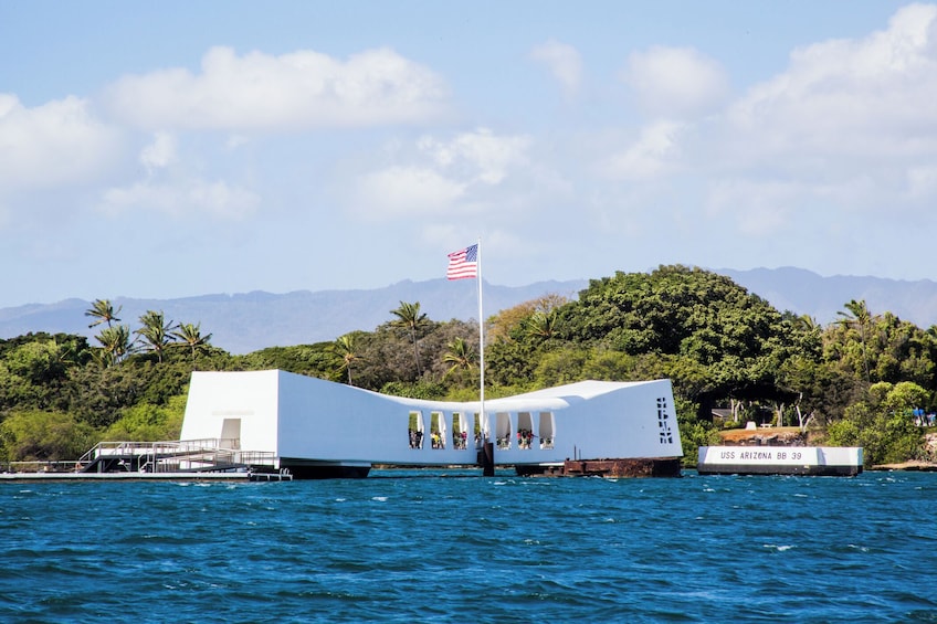Ultimate Pearl Harbor Circle Island