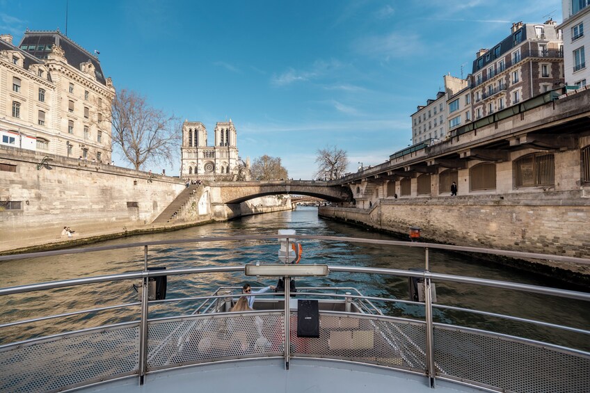 Seine River Champagne Cruise from Notre-Dame