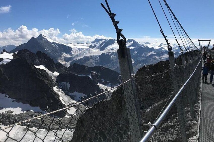  Cheesemaking and Mount Titlis in the heart of the Alps (Private Tour)