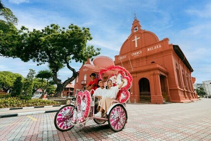 Malacca Heritage Tour with Traditional Cuisine