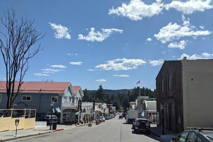 Nevada City Scavenger Hunt Walking Tour and Game