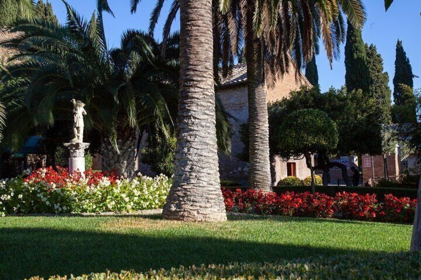 Rome Catacombs of San Callisto with Tour and Concert