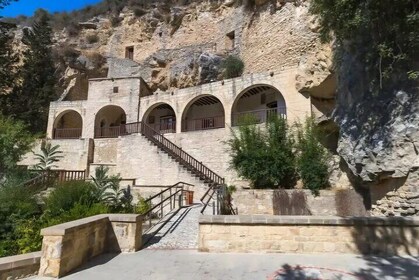 Recogida en autobús de medio día en Pafos desde los hoteles