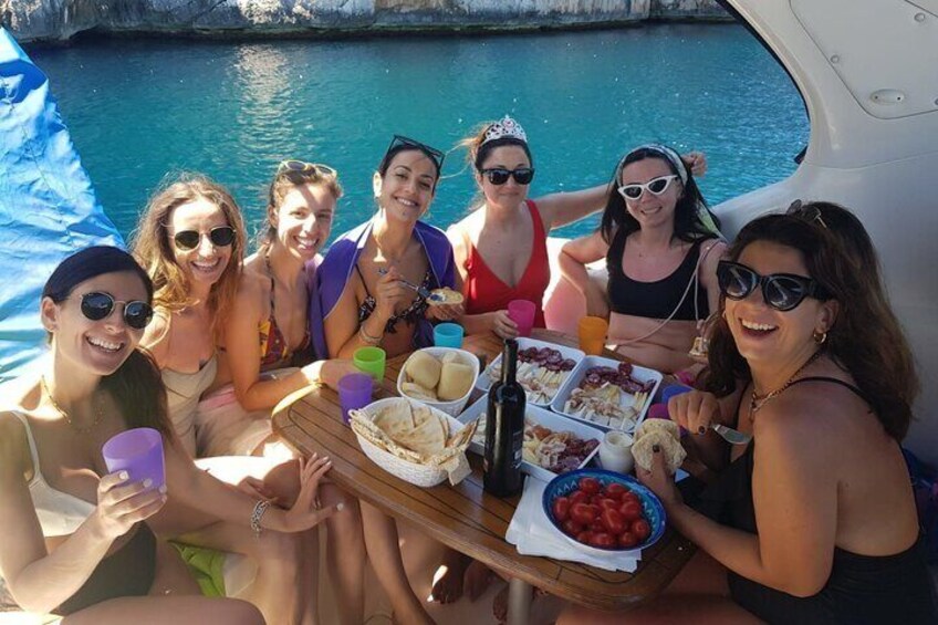 Alghero Private Day Boat Trip to Porto Conte Park