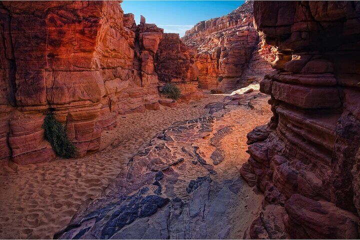 Canyon Salama in Jeep& Snorkeling at 3 Pools - Sharm El Sheikh