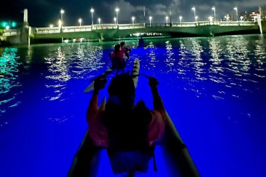 Chiliboats Night Tour in Condado Lagoon, San Juan