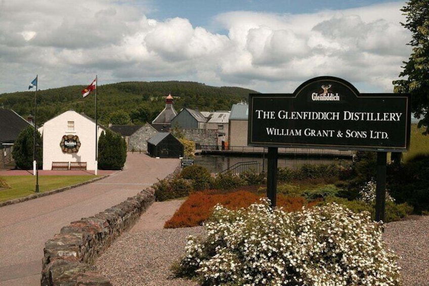 Macallan , Glenfiddich and Cardhu Whisky Tour