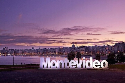 Montevideo Private Tour in Premium Vehicle