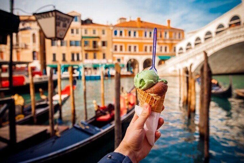 Tales & Tastes of Venice: A City Adventure by That's All Local