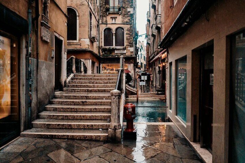 Tales & Tastes of Venice: A City Adventure by That's All Local