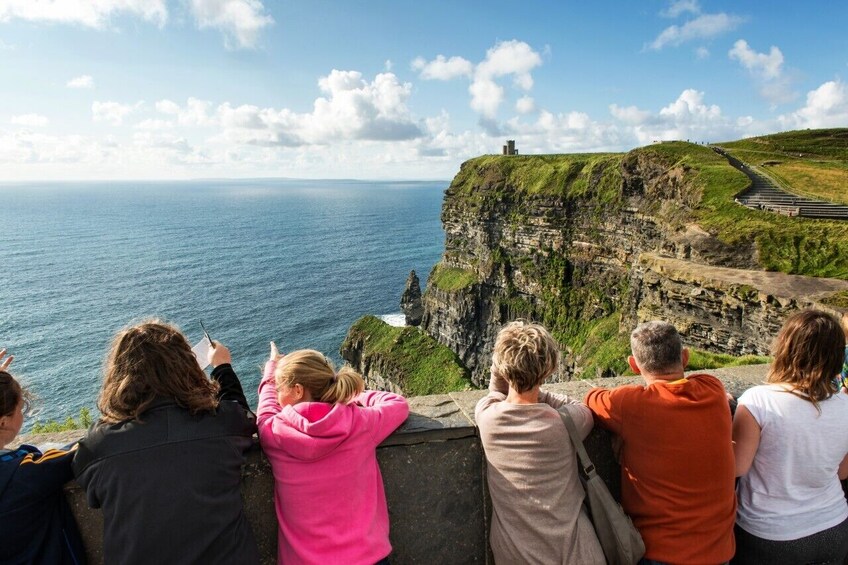 Cliffs of Moher Tour With Boat Cruise & Sheep Dog Demo