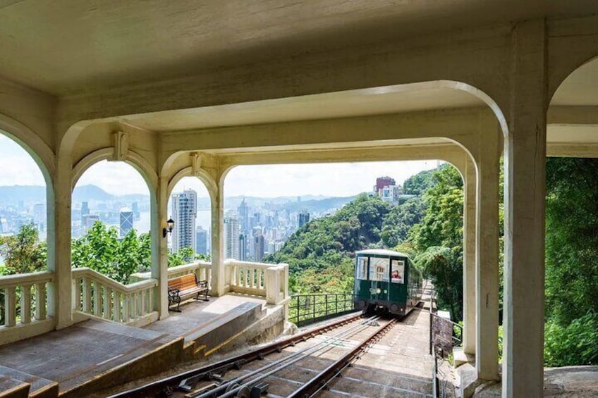 Victoria Peak Tram and Sky Terrace 428 Ticket