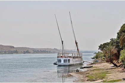 4 Days Dahabiya Nile Cruise from Aswan to Luxor