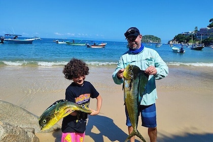 Private Fishing for Lunch Experience in Vallarta Bay