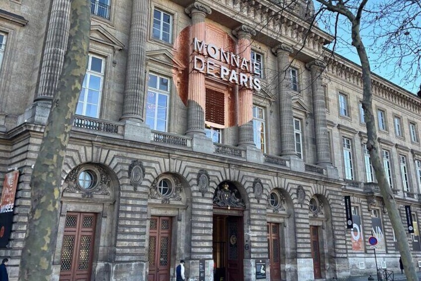  Explore Place De Valois Parisian Walking Tour