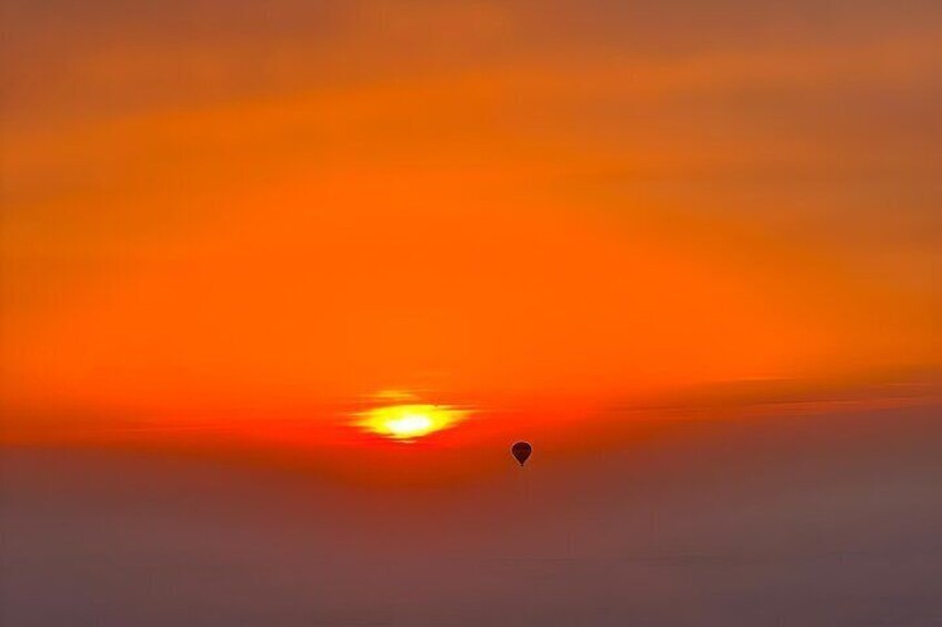 Sunrise Hot Air Balloon Flight over Dubai Desert