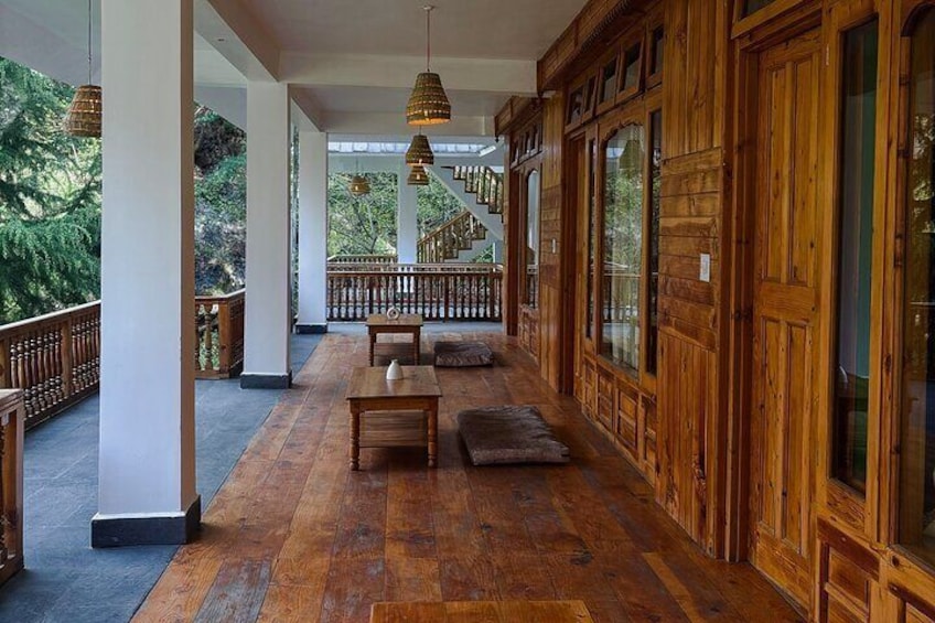 3 Days Luxury Himachal Tour : Ex-Delhi to Jibhi & Tirthan Valley