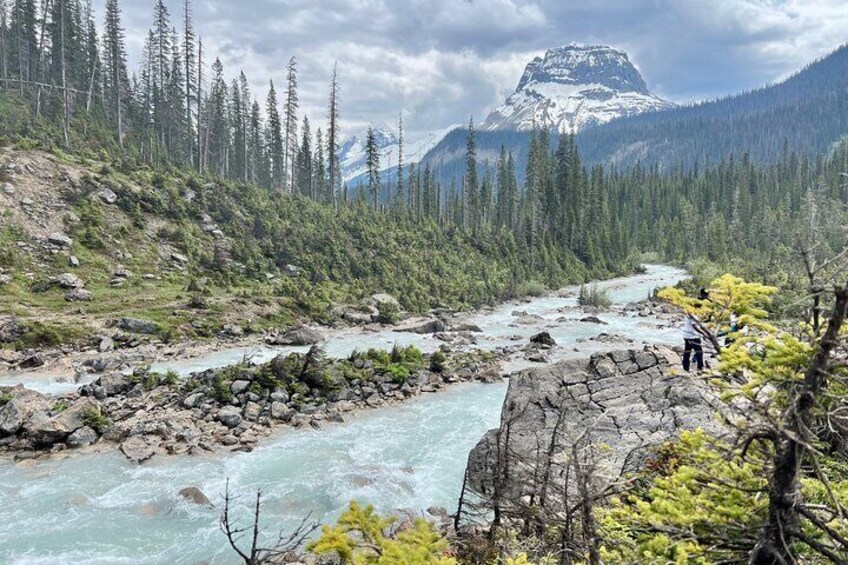 Yoho Day Trip, Emerald Lake, Natural Bridge and Takakka Falls