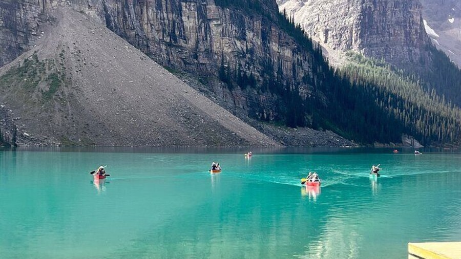 Lake Louise, Moraine Lake, Emerald Lake and Johnston Canyon Tour