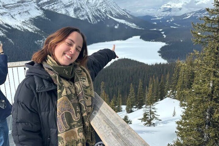 Calgary to Louise, Moraine, Emerald Lake and Johnston Canyon Tour