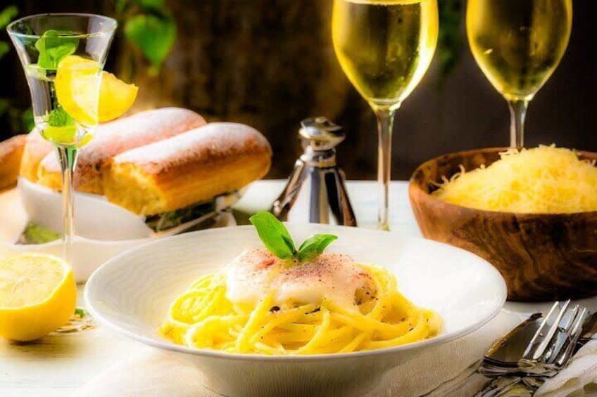Handmade Pasta & Luxury Dining in Trastevere, Near Vatican