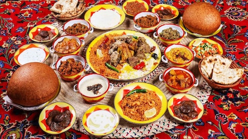 Riyadh: Guided Local Food Tour by Car