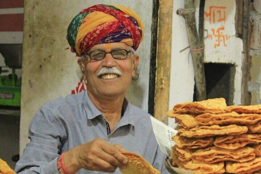 All inclusive Vegetarian Jaipur Food and Heritage Tour