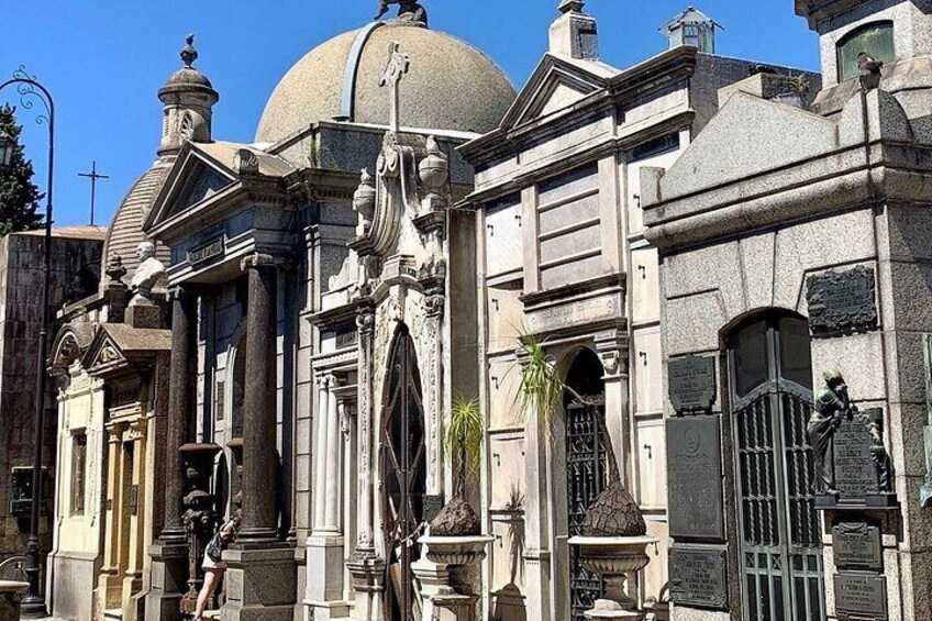 La Recoleta Cemetery