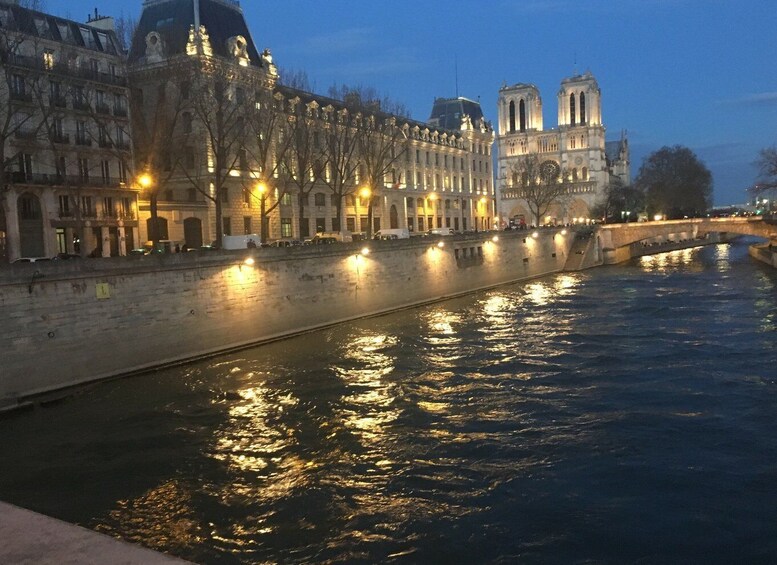 Picture 1 for Activity Paris: Happy Hour Evening Cruise on the Seine River