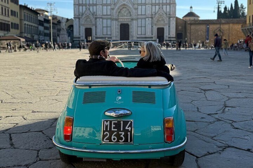 Discover Florence city center on e-cabriot fiat 500 