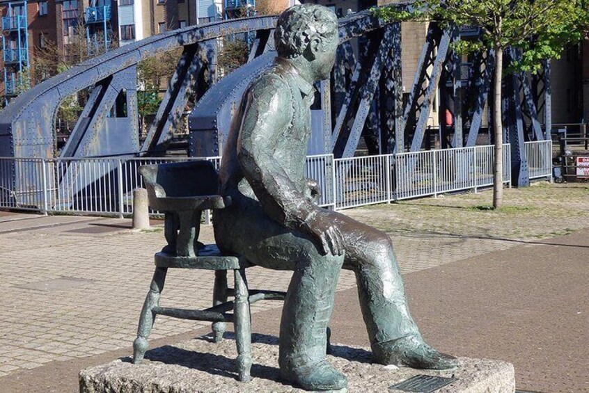 From Cardiff: Golden Gower Coast, Swansea & Mumbles Day Tour