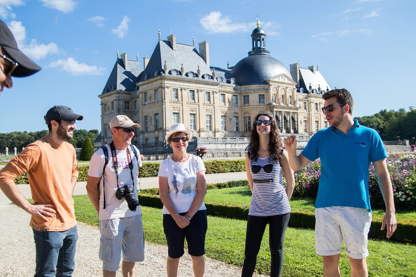 Small Group with guide outside Vaux-Le-Vicomte 