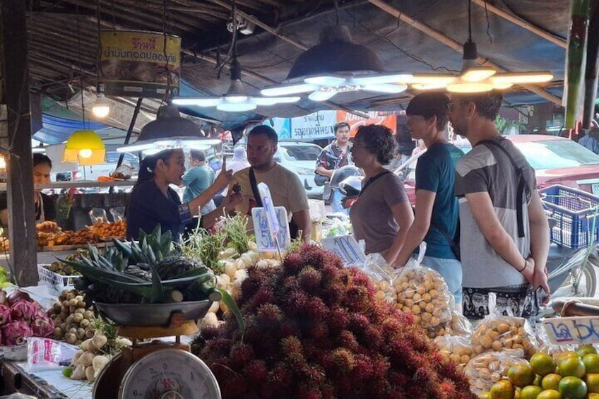 Chiang Mai Lanna Thai Cooking Class with Mae Malai Market 