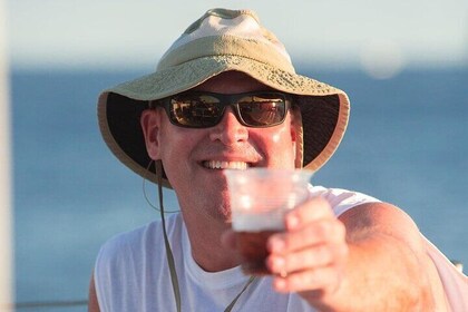 Sunset Boat Tour Includes Open Bar and Dinner