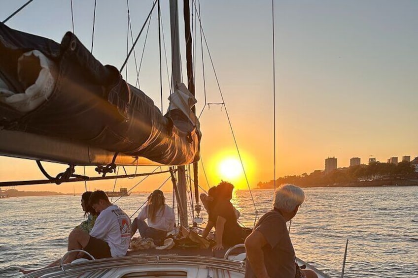 Porto Sunset River Cruise: Douro Magic at Dusk