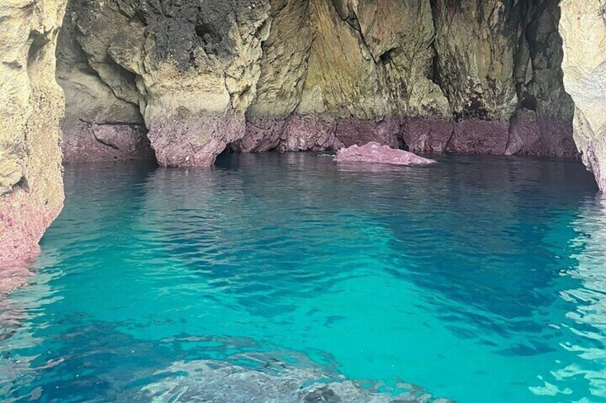 Sesimbra Boat Tour by the Coast in the Marine Park